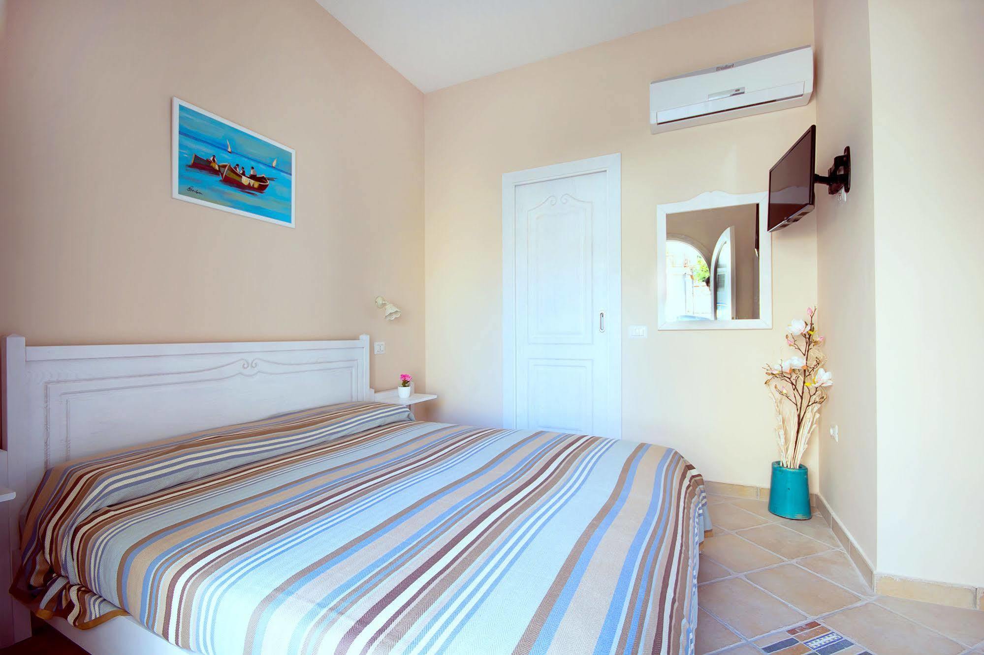 Residenza A Due Passi Dal Mare Hotel Tropea Exterior foto